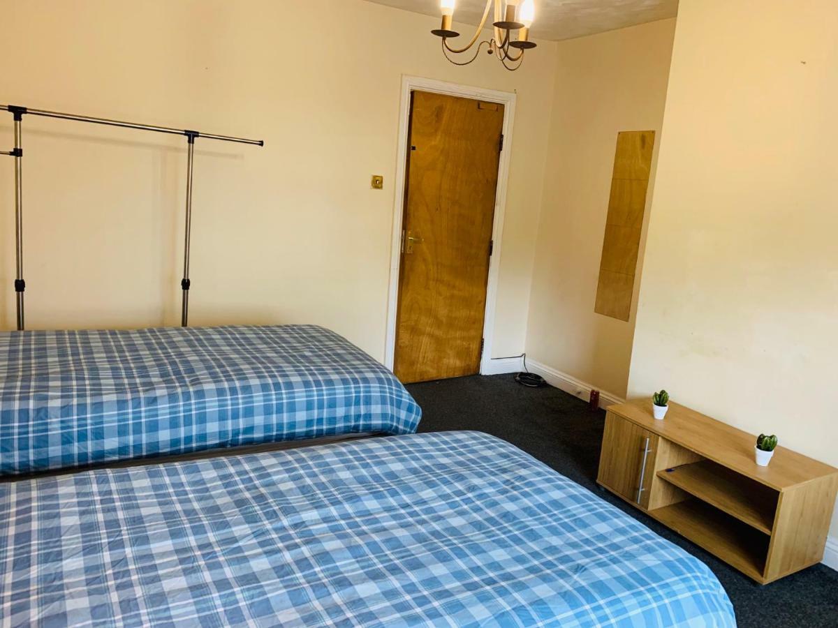 The Hagley Rooms Birmingham Bagian luar foto