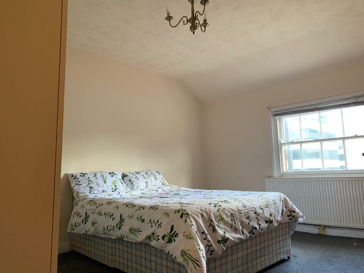 The Hagley Rooms Birmingham Bagian luar foto